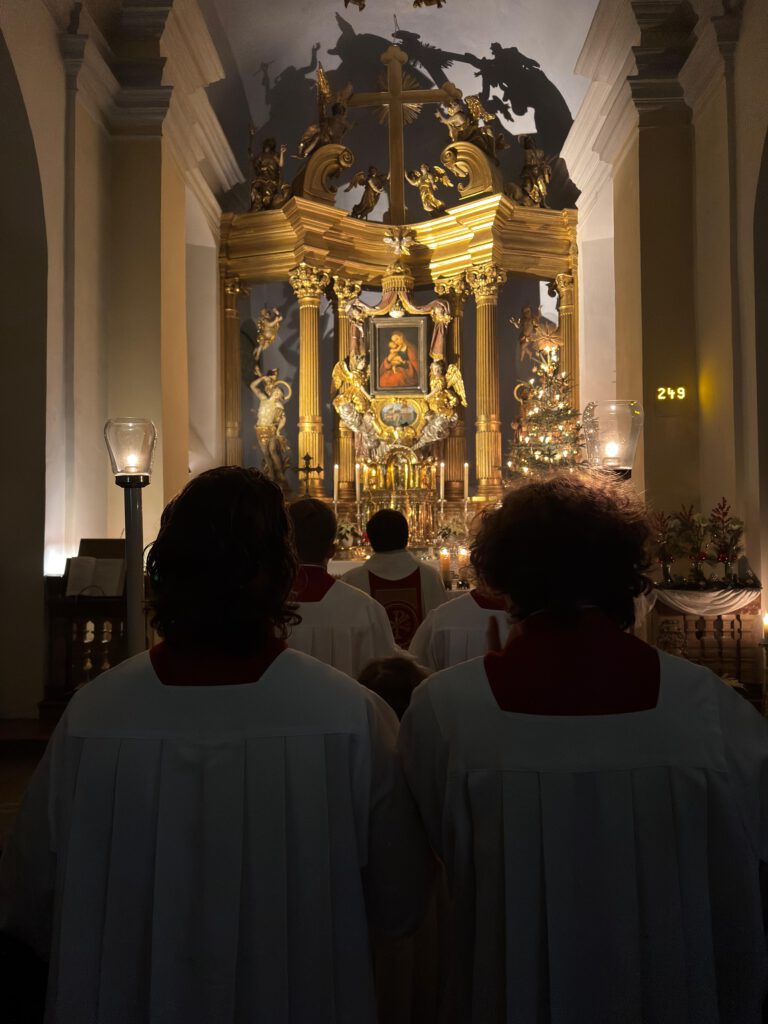 PHOTO-2025-12-26-16-25-35 8